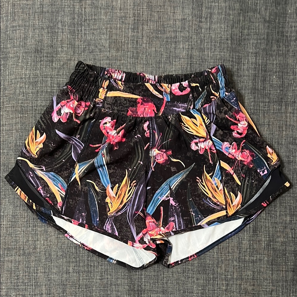 Lululemon Floral Black Women's lined Shorts 4” inseam
